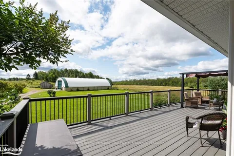 3737 HIGHWAY 124, Magnetawan, ON P0A 1Z0