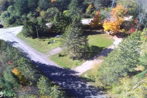 11 ROSS Rd, Magnetawan, ON P0A 1L0