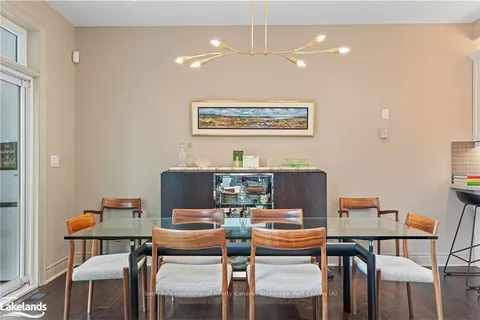 1 DONALD DRIVE, Muskoka Lakes, ON P0B 1J0