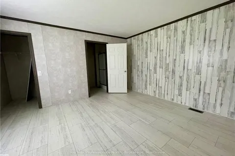 45 TOWER Rd, Georgian Bay, ON P0C 1H0