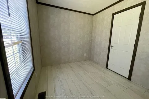 45 TOWER Rd, Georgian Bay, ON P0C 1H0