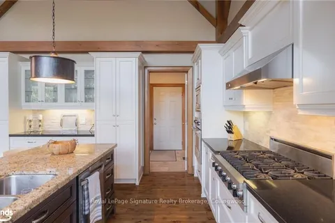 103 HOGGARD Crt, Blue Mountains, ON N0H 2P0