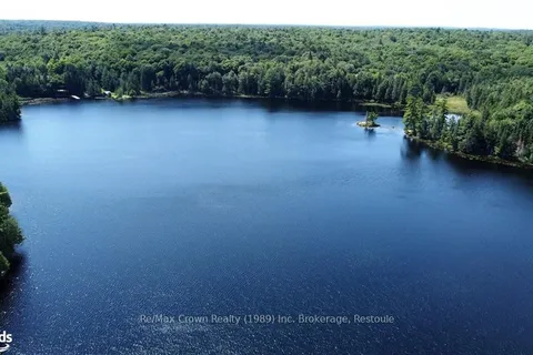 558A OLD NIPISSING Rd, ON P0H 1J0