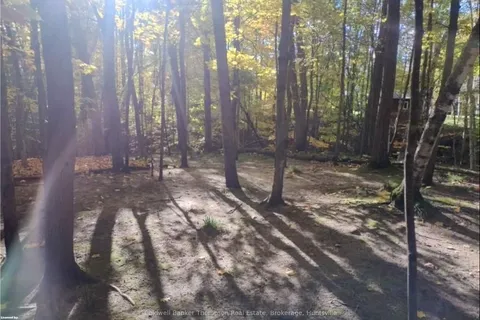 17 MOUNT VERNON Tr, Huntsville, ON P1H 1E3