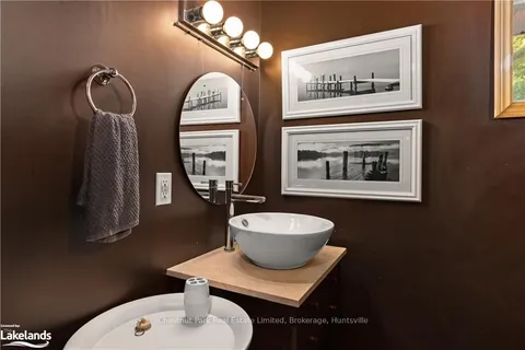 624 SKYLINE Dr, Armour, ON P0A 1C0