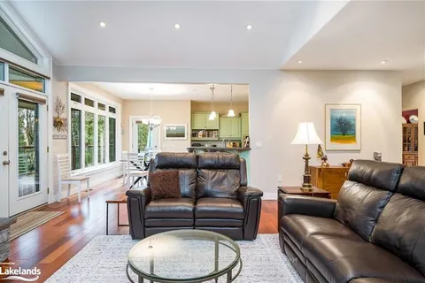 177 HARBOUR BEACH Dr, Meaford, ON N4L 1W5