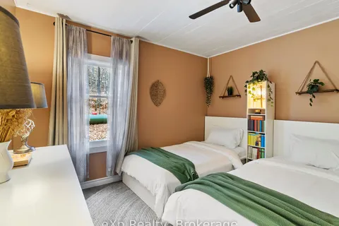 25335 35 Highway, Lake of Bays, ON P0A 1H0
