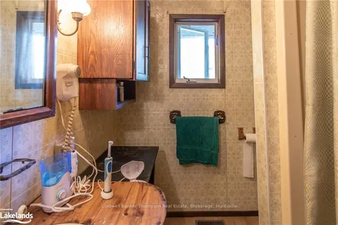 1331 SKYLINE Dr, Armour, ON P0A 1C0