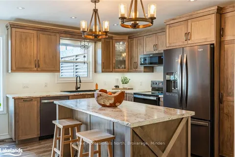 460 BOBCAYGEON Rd, Minden Hills, ON K0M 2K0