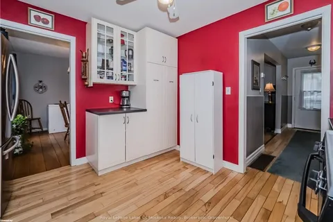 775 SARAH St, Gravenhurst, ON P1P 1E4