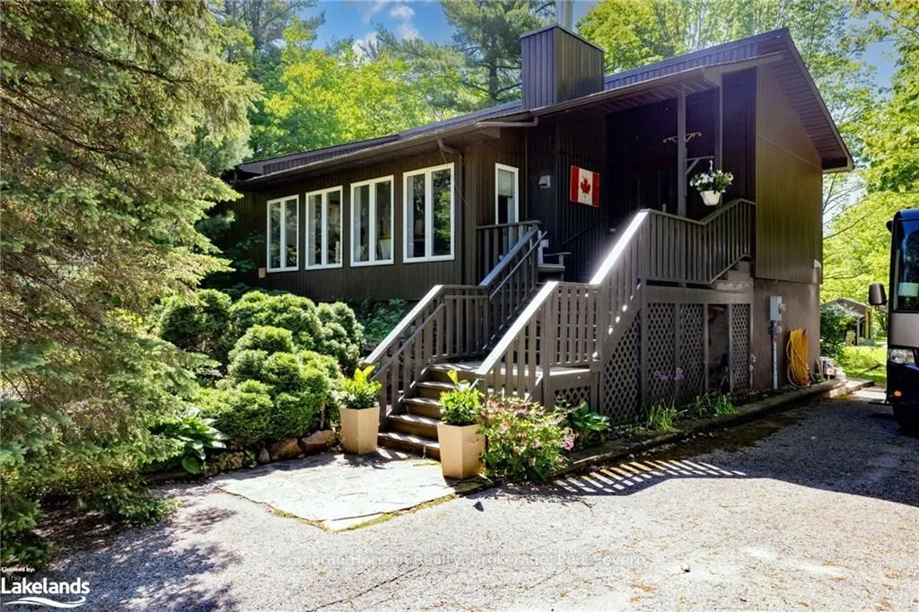 2517 HONEY HARBOUR Rd, Georgian Bay, ON L0K 1S0