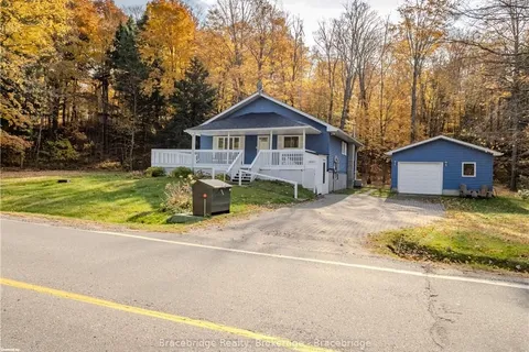 1851 CEDAR Lane, Bracebridge, ON P1L 1W9