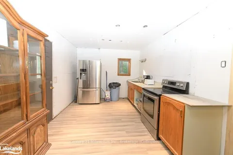 163 MILLER LAKE SHORE Rd, Northern Bruce Peninsula, ON N0H 1Z0