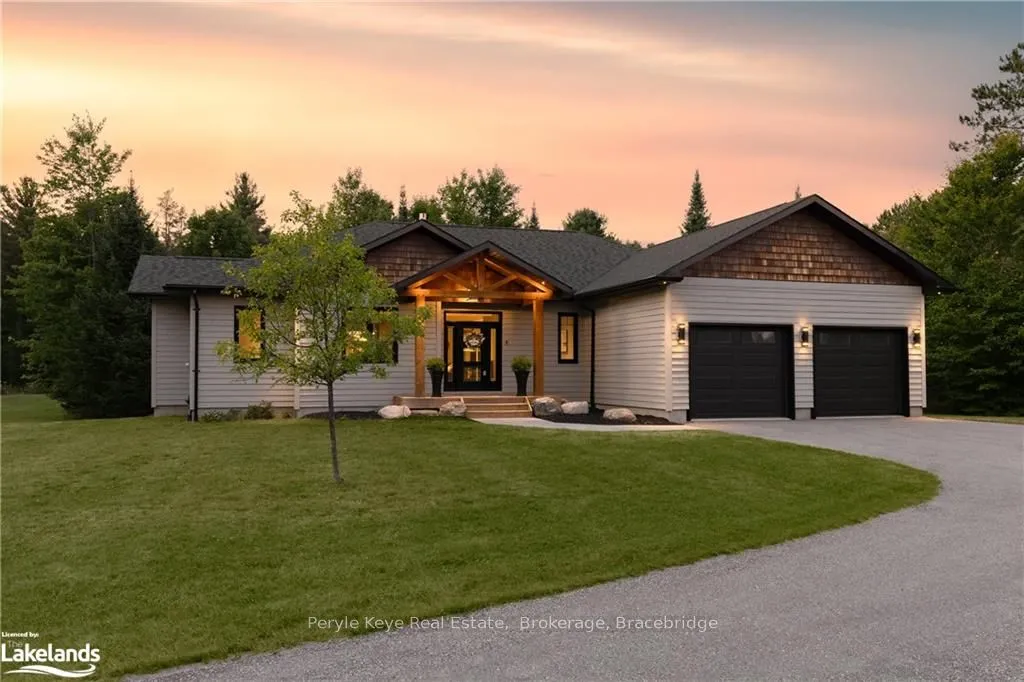 450 FOWLERS Rd, Huntsville, ON P1H 2N5