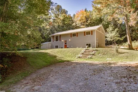 780 MANITOBA St, Bracebridge, ON P1L 0K8