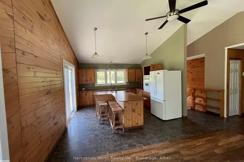 224 PERCH LAKE RD, ON P0M 2K0