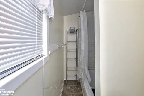 203 QUEEN St, South Bruce Peninsula, ON N0H 1P0