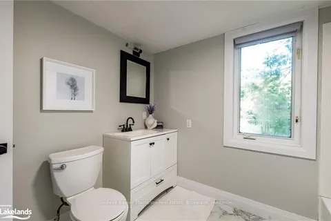 23 JOHANNA St, Huntsville, ON P1H 1V1