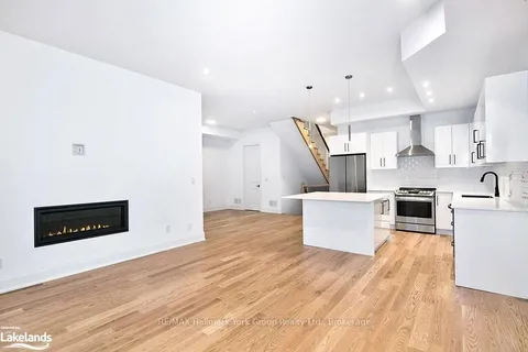 23 WATERVIEW Lane, Blue Mountains, ON N0H 2P0