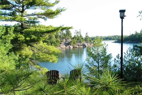 A30-28 MCLEAN PT, The Archipelago, ON P0G 1K0
