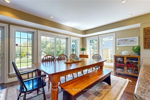 213 CAMPERDOWN Rd, Blue Mountains, ON N0H 1J0