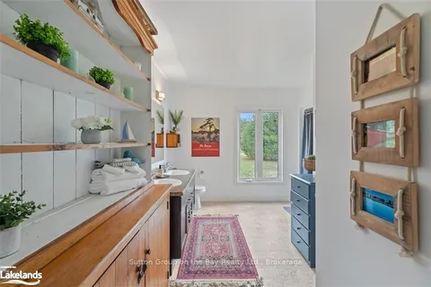 1041 SKYLINE Dr, Armour, ON P0A 1C0