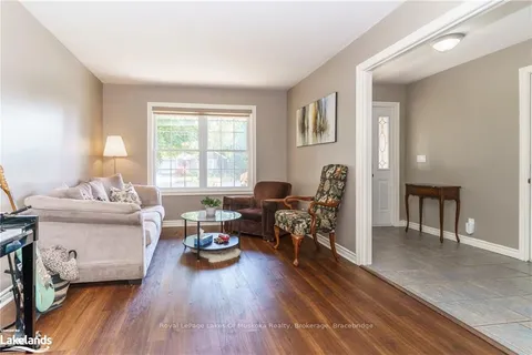 54 KILLDEER Cres, Bracebridge, ON P1L 1Z2