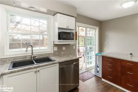 54 KILLDEER Cres, Bracebridge, ON P1L 1Z2