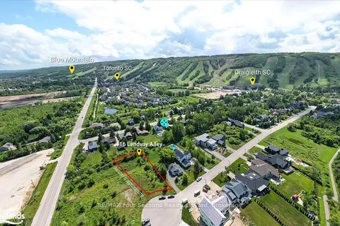 116 LENDVAY Ally, Blue Mountains, ON L9Y 0S3