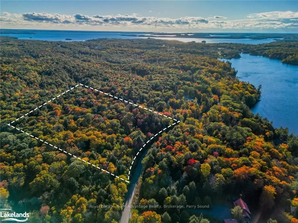 51 LAKE FOREST Dr, McDougall, ON P2A 2W9