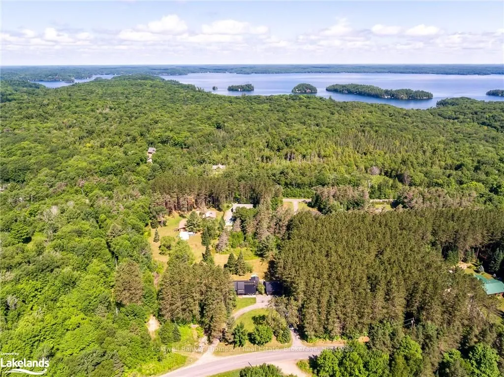 1049 LAWRENCE PIT Rd, Muskoka Lakes, ON P0B 1M0
