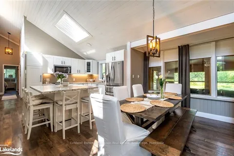 1049 LAWRENCE PIT Rd, Muskoka Lakes, ON P0B 1M0