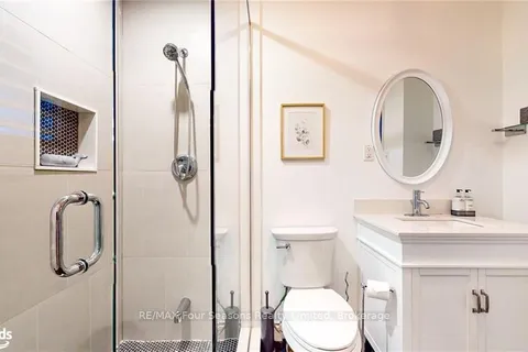 108 LIISA&apos;S Lane, Blue Mountains, ON L9Y 0M3