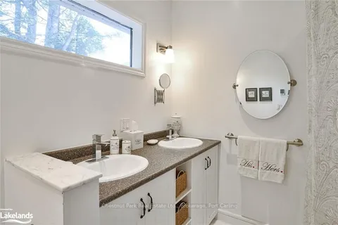 63 SPENCER St, Bracebridge, ON P1L 1E2