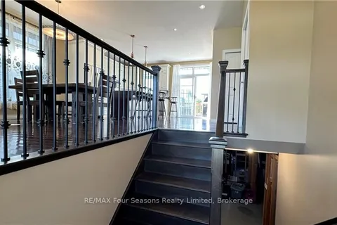 248 SUMMERSIDE Pl, Saugeen Shores, ON N0H 2C2