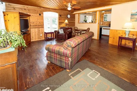 15591 35, Algonquin Highlands, ON K0M 2K0