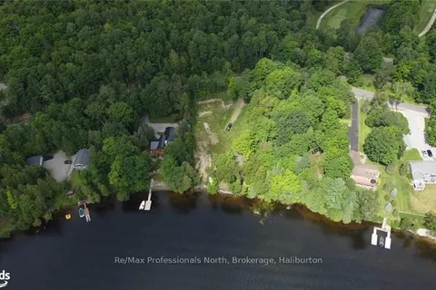 1956 WIGAMOG Rd, Dysart et al, ON K0M 1S0