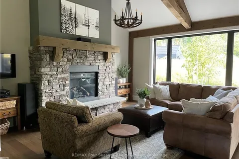 122 BARTON Blvd, Blue Mountains, ON N0H 1J0