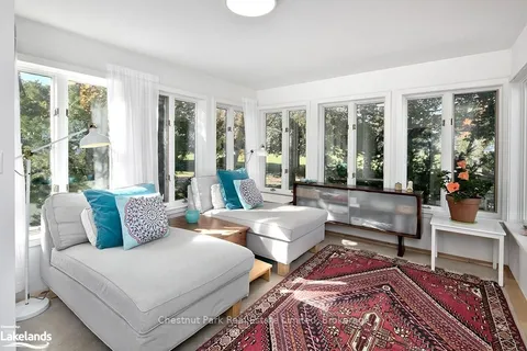 46447 OLD MAIL Rd, Meaford, ON N4L 1W7