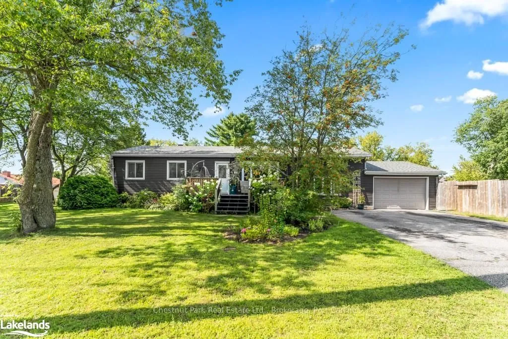 221 DILL St, Bracebridge, ON P1L 1E2