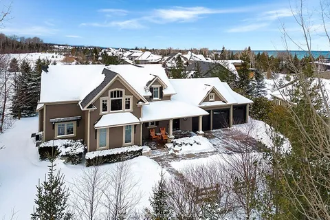 376 SUNSET Blvd, Blue Mountains, ON N0H 2P0