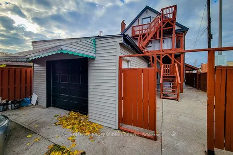 300 Balmoral Ave, Hamilton, ON L8L 7S4