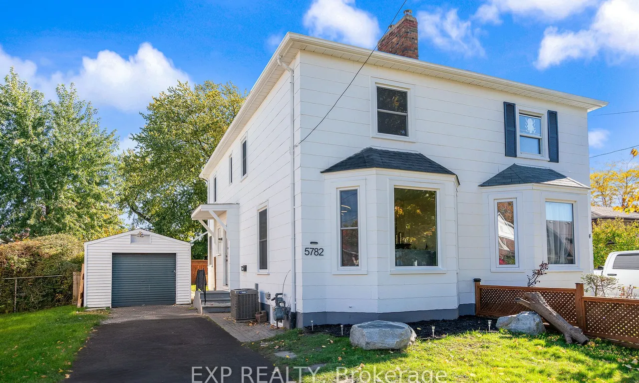 5782 Byng Ave, Niagara Falls, ON L2G 5E2