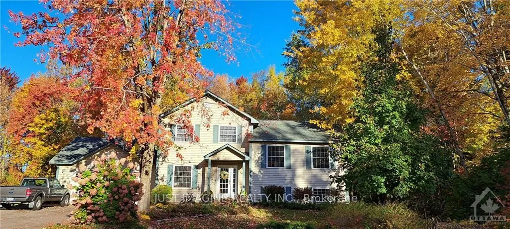 5771 BUTTERCUP Lane, Greely - Metcalfe - Osgoode - Vernon and Area, ON K0A 2W0