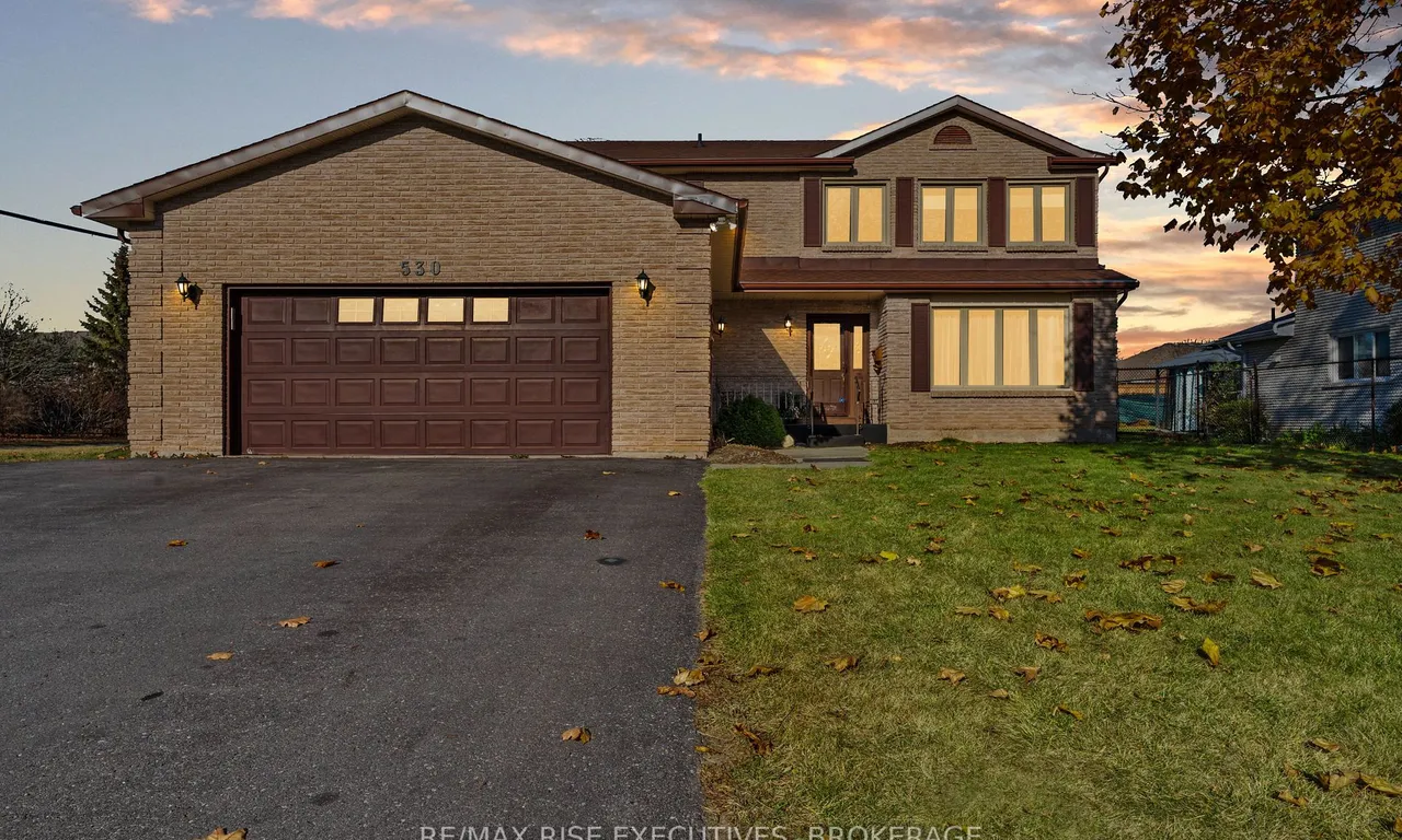 530 Canterbury Cres, Kingston, ON K7M 6X1