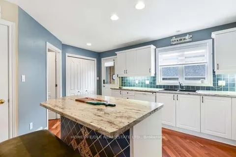 5 SHERMAN Lane, ON K6V 7M1