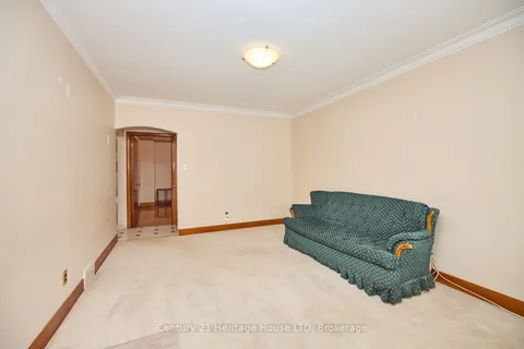 80.5 PINE St, Thorold, ON L2V 3L7