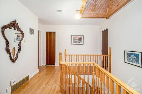 2192 EMARD Cres, Beacon Hill North - South and Area, ON K1J 6K6