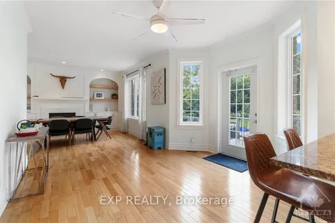 6131 PEBBLEWOODS Dr, Greely - Metcalfe - Osgoode - Vernon and Area, ON K4P 0A1