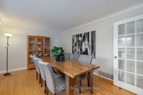 21 Maple Cres, Kawartha Lakes, ON K9V 2R8